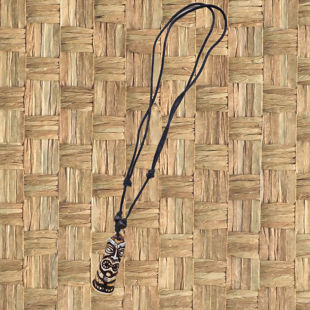 🗿🌴"Tiki" Carved Resin Amulet O/S